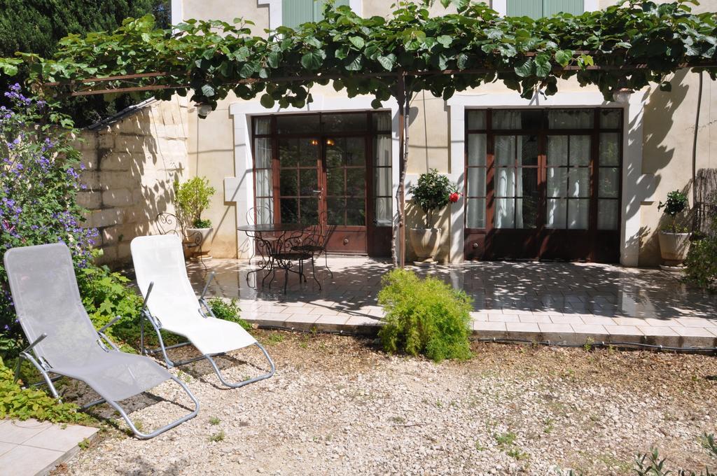 Gite Du Mas Des Oliviers Mézoargues المظهر الخارجي الصورة